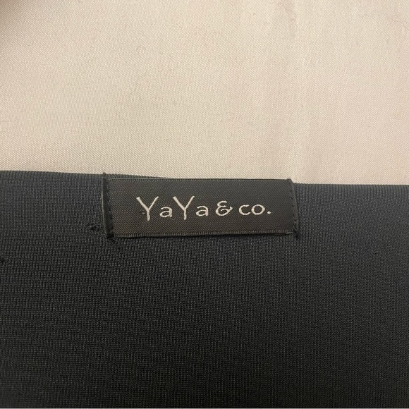 𝅺yaya & Co. Off Shoulder Pop Over Cocktail Dress | Forest Green - Picture 4 of 4